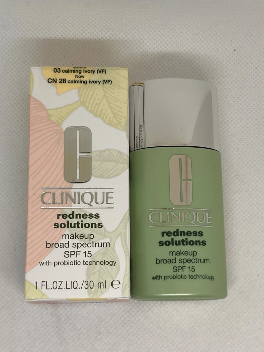 New CLINIQUE CN 28 Calming ivory(VF) Redness Solutions Makeup SPF 15